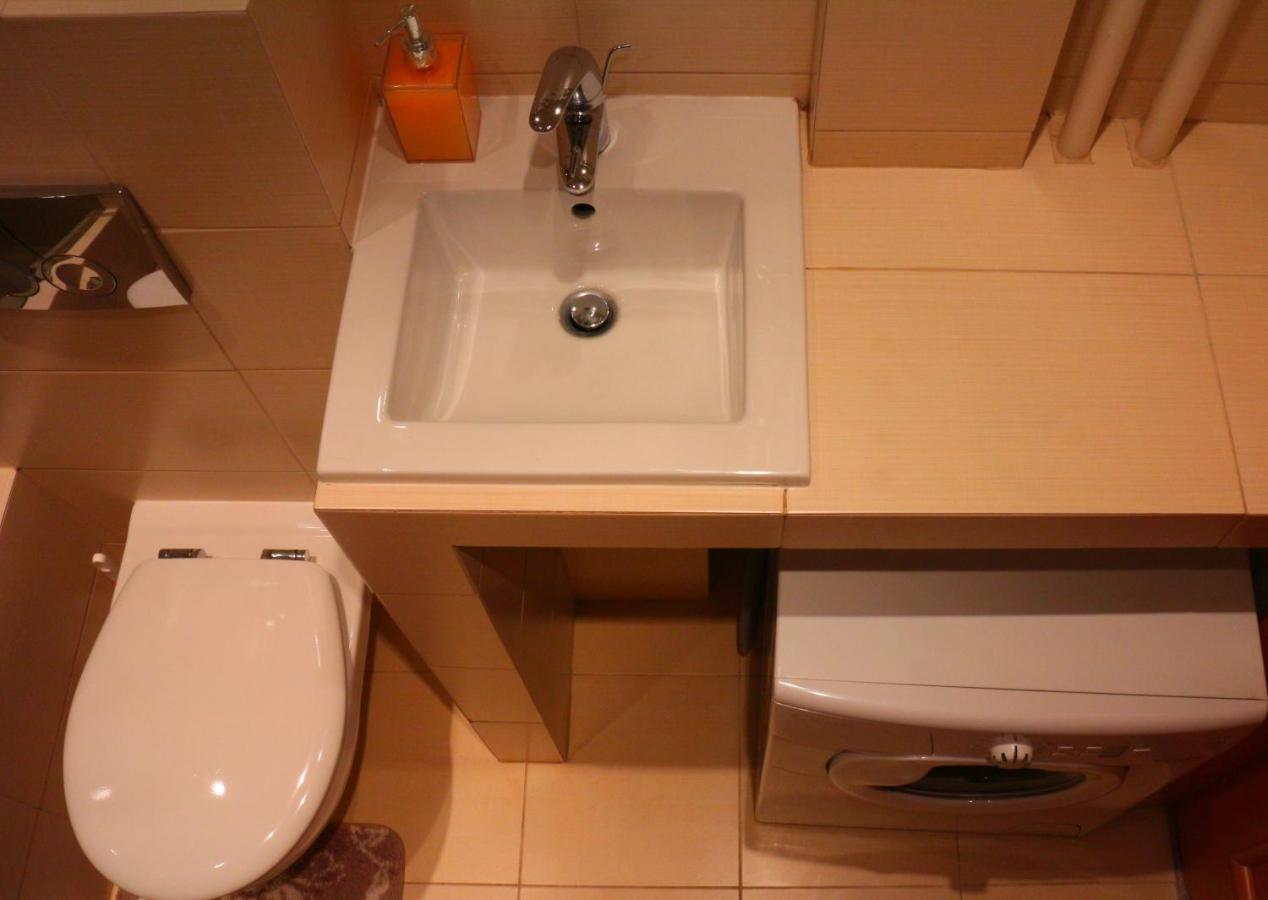 Old Town Garden Apartment Netflix Warsaw Luaran gambar